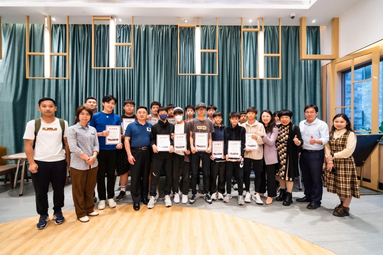 新型發電廠參觀學習